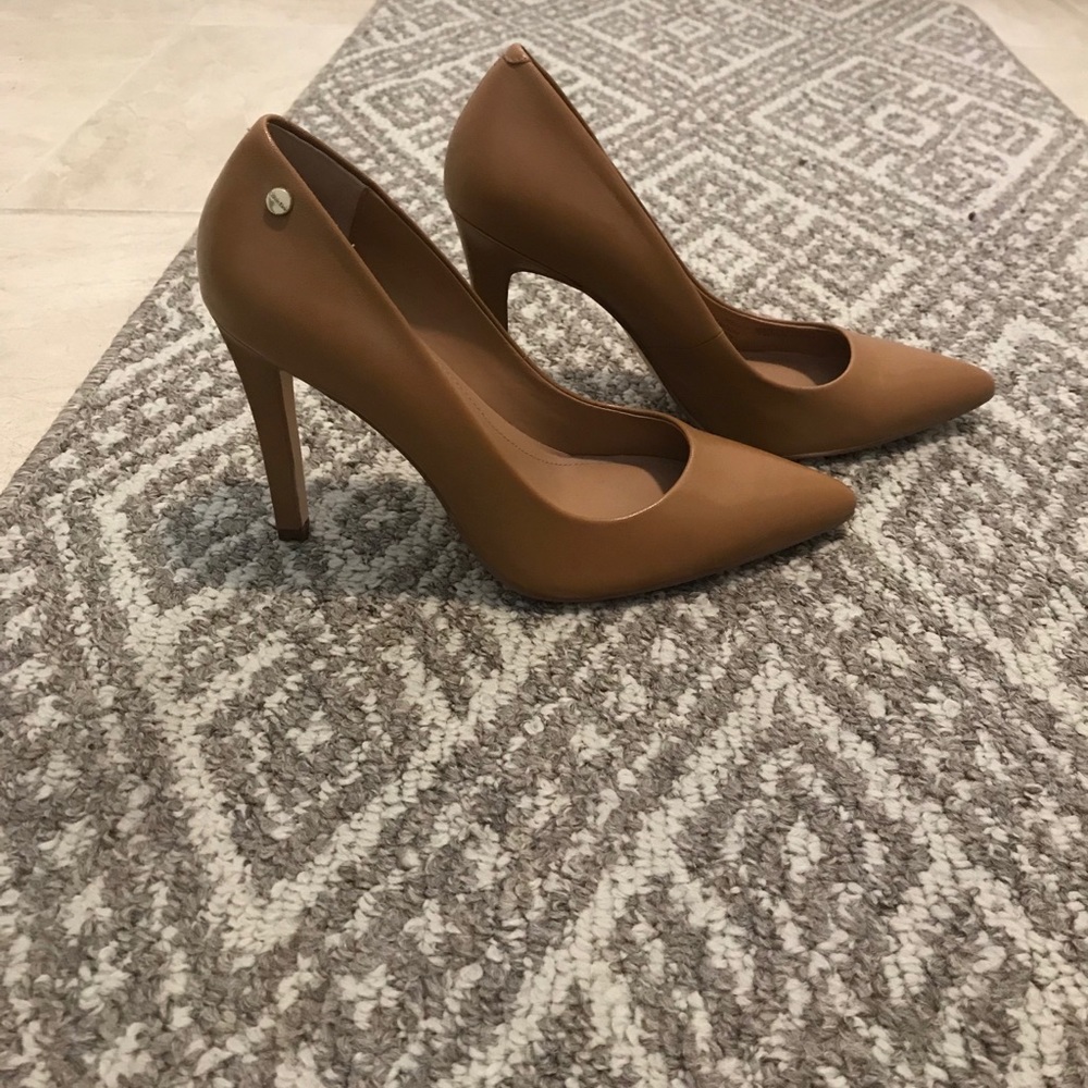Calvin Klein Pumps